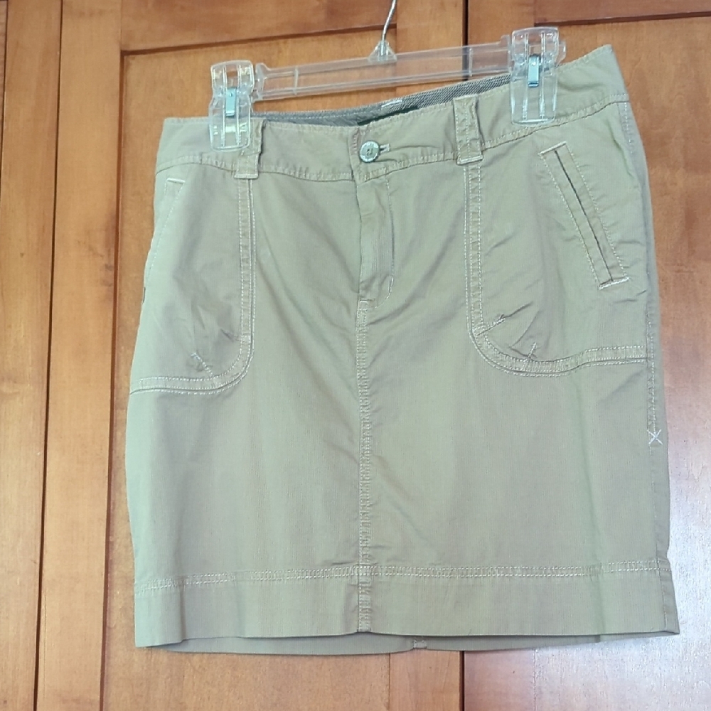 New Eddie Bauer Tan Skirt 8